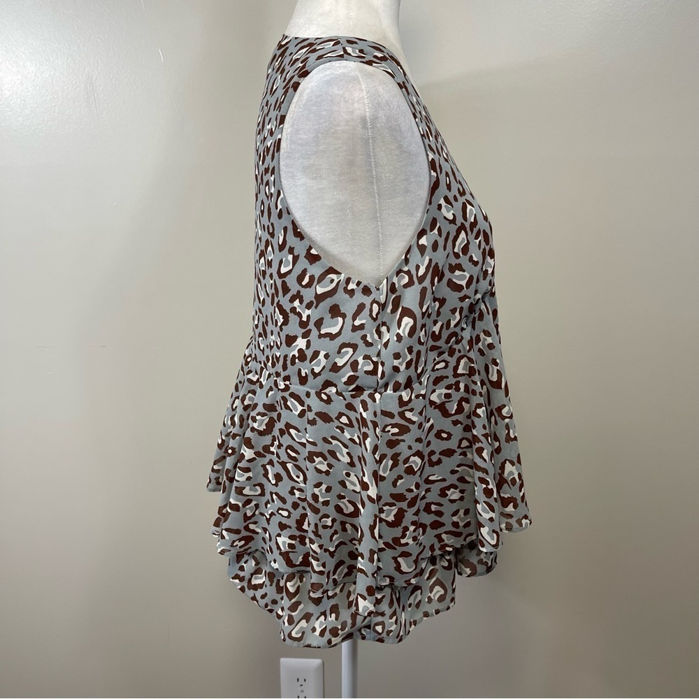 Davi & Dani Slate Brown Leopard Print V-Neck Slee… - image 7